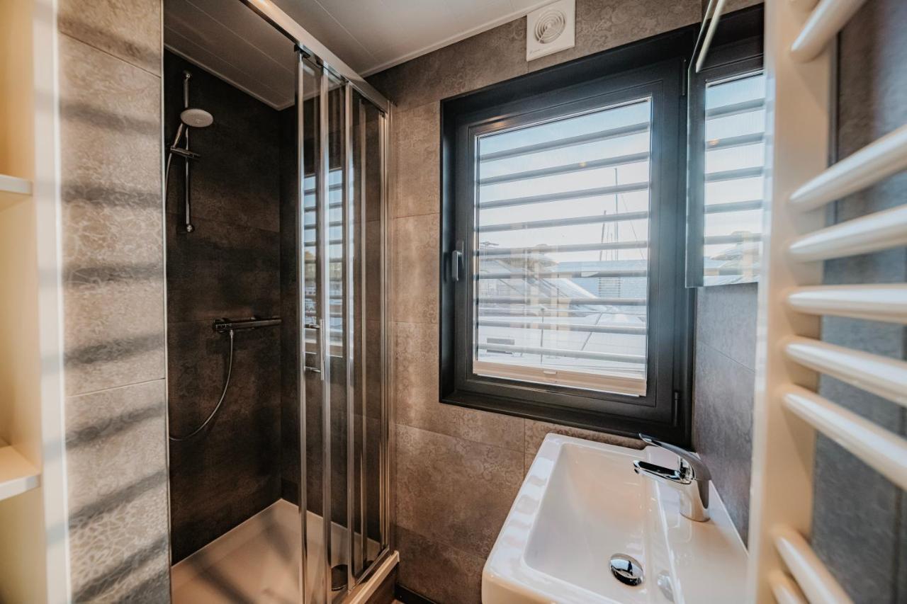 Schwimmendes Ferienhaus "Trinity" Ihr Seahome Auf Der Ostsee Peenemunde Eksteriør billede